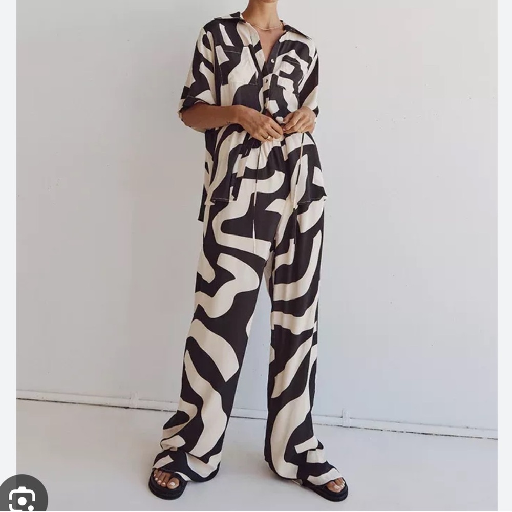 DISSH Nina Cream Vacation Drawstring Pants - US size 6 - NWT